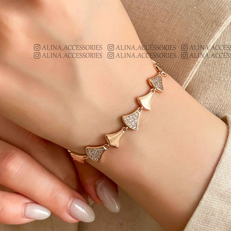 دستبند طرح زنگوله نگین دار ژوپینگ