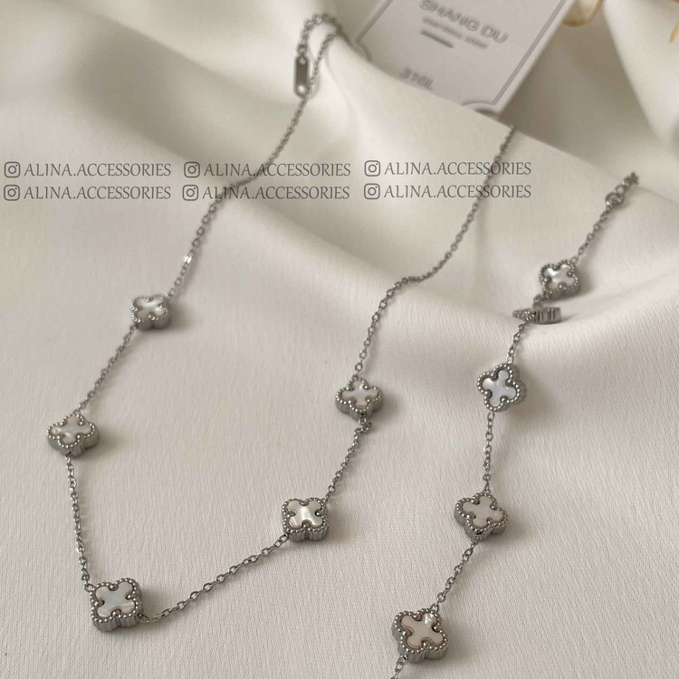 گردنبند پر گل صدفی