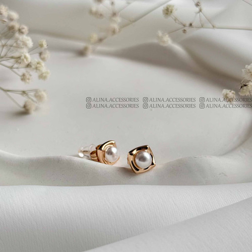 گوشواره میخی مربع و مروارید ژوپینگ