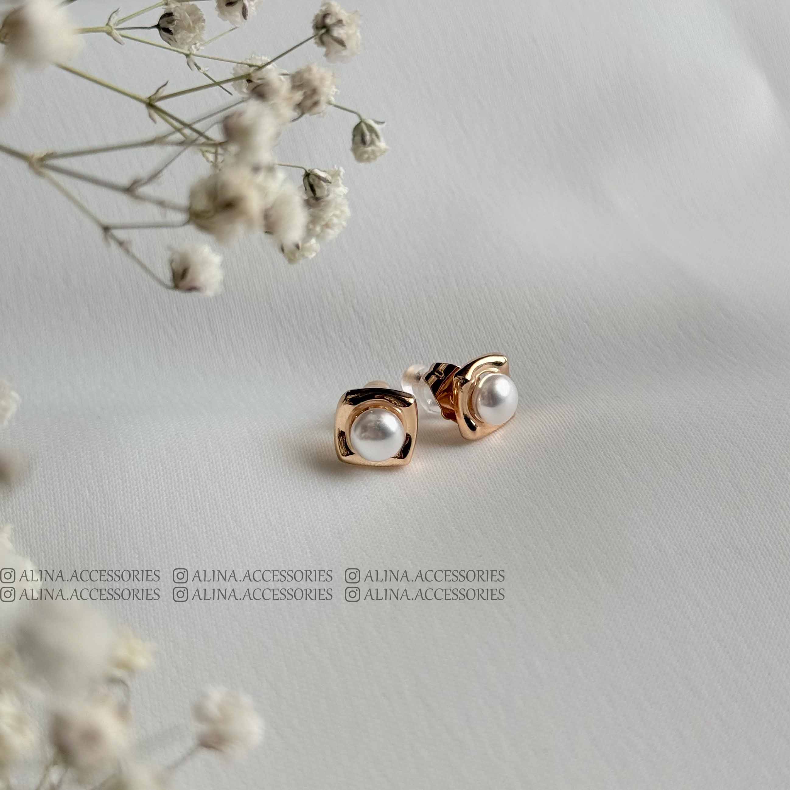 گوشواره میخی مربع و مروارید ژوپینگ