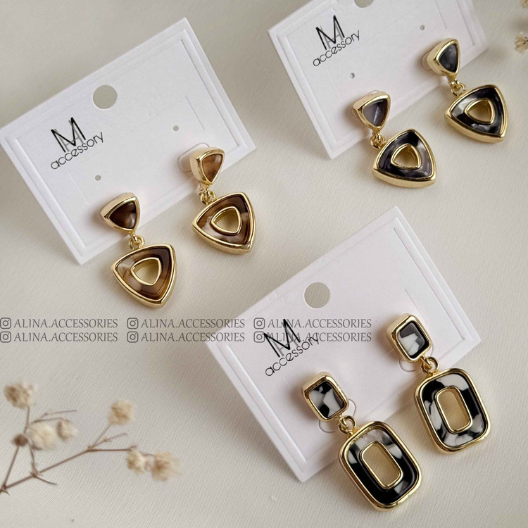 گوشواره میخی ماربل