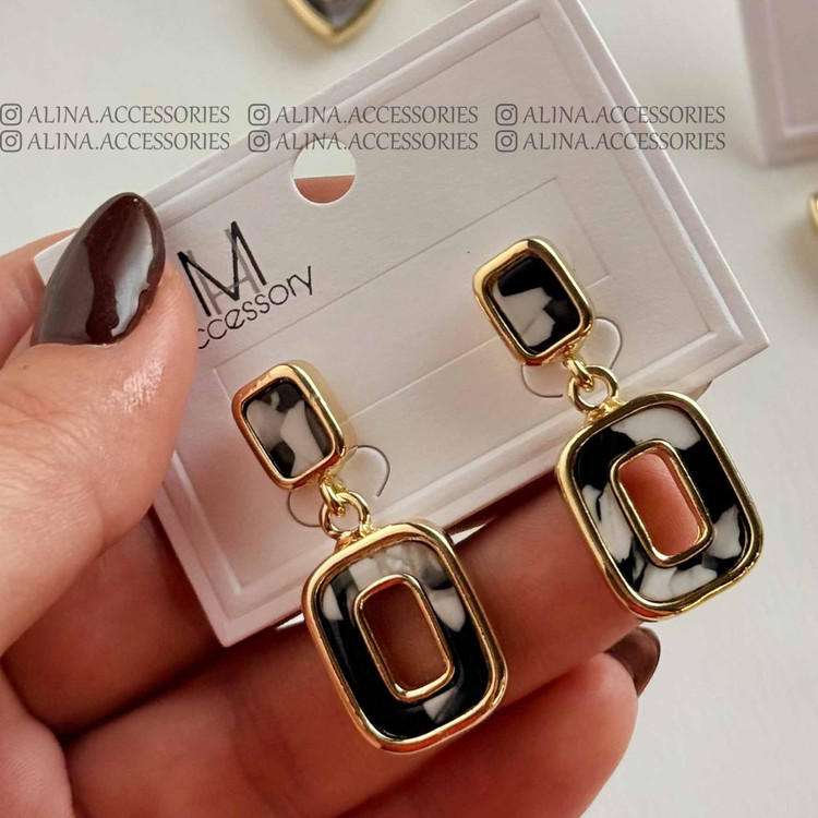 گوشواره میخی ماربل