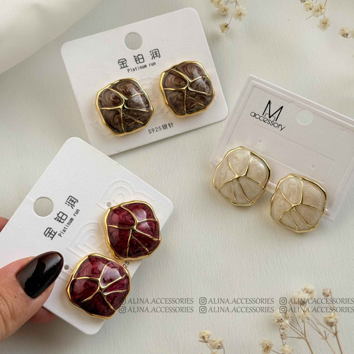 گوشواره مینا کاری طرح ترک