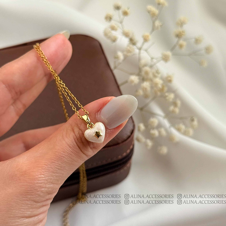 گردنبند قلب میناکاری دو رو سه بعدی