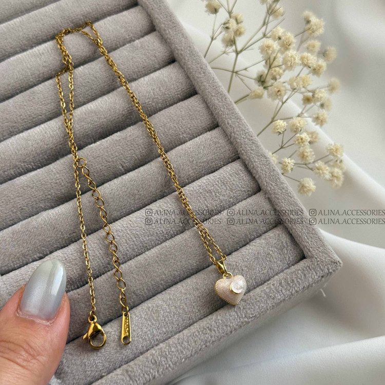 گردنبند قلب میناکاری دو رو سه بعدی